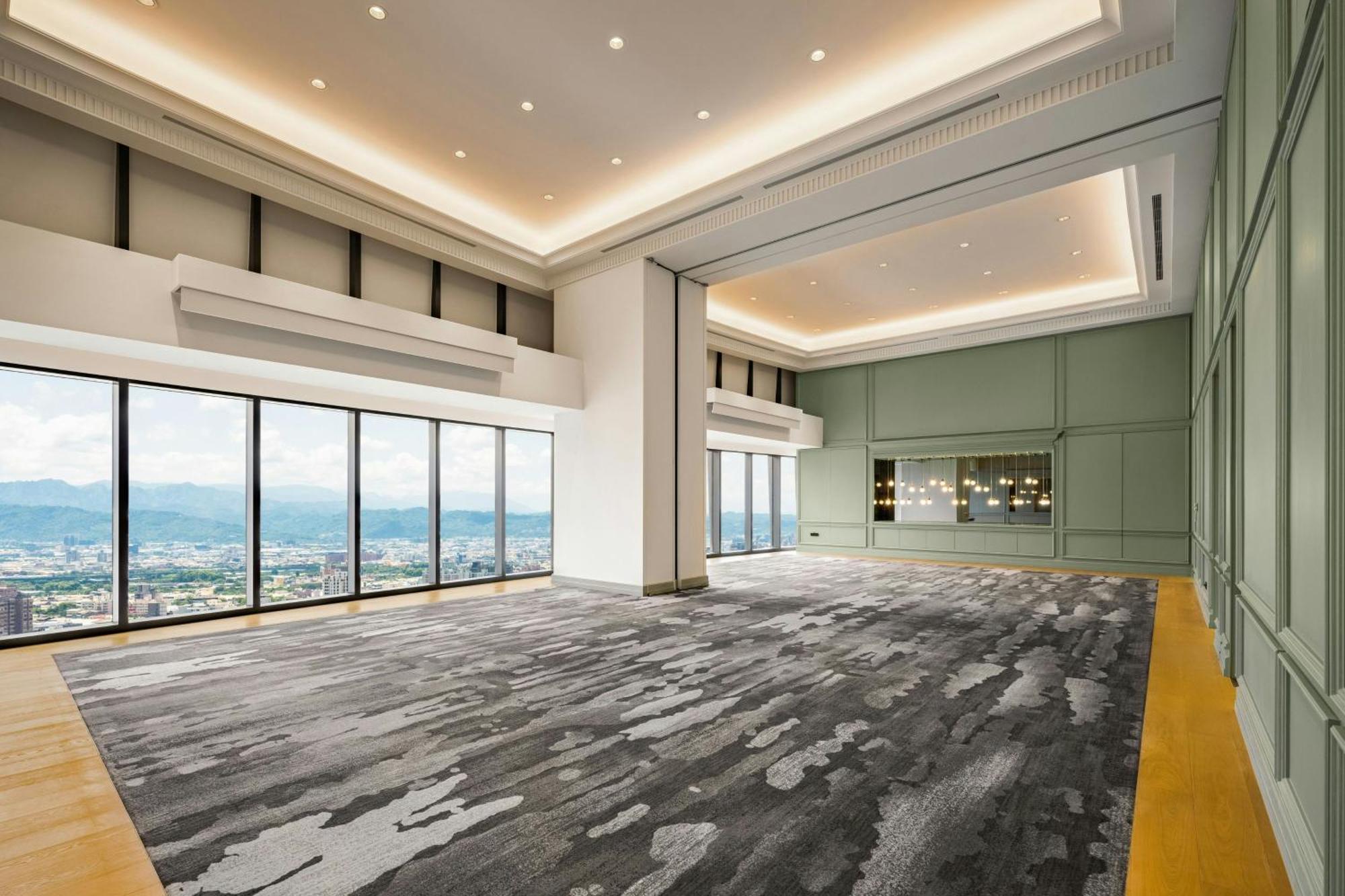 Le Meridien 台中市 エクステリア 写真 The 30th floor of the hotel