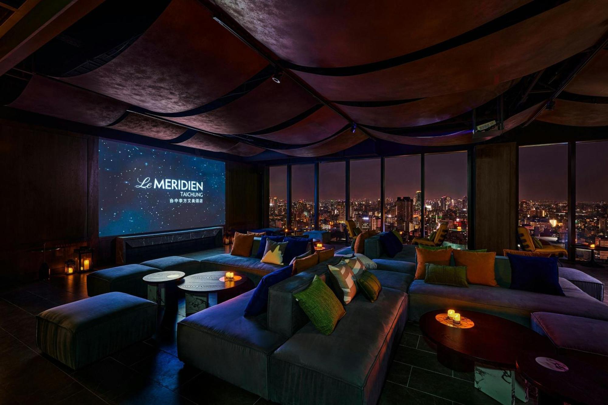 Le Meridien 台中市 エクステリア 写真 The 63rd floor lounge