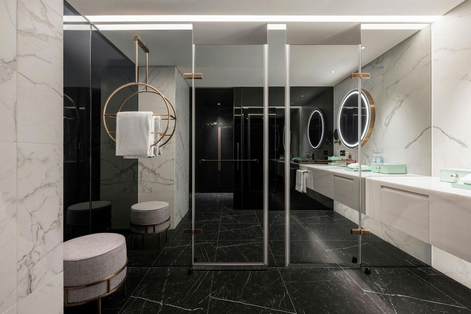 Le Meridien 台中市 エクステリア 写真 Bathroom